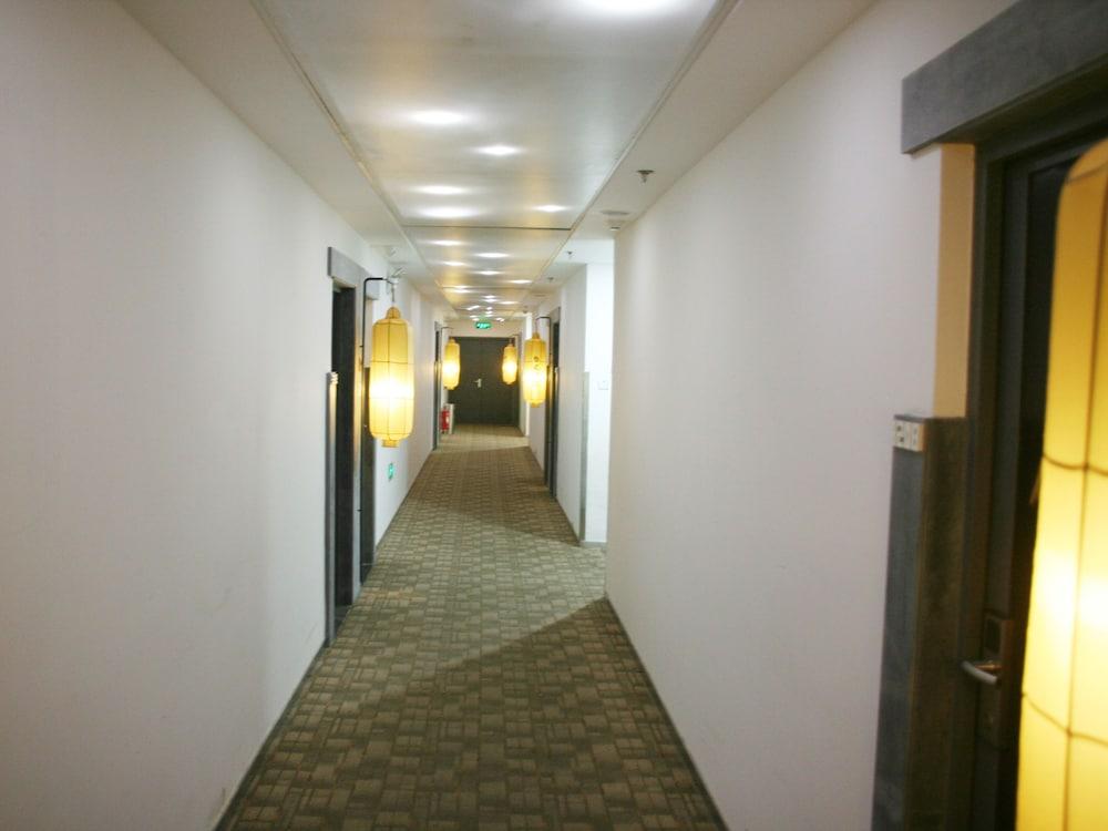 צ'ינגדאו China Community Culture & Art Hotel מראה חיצוני תמונה