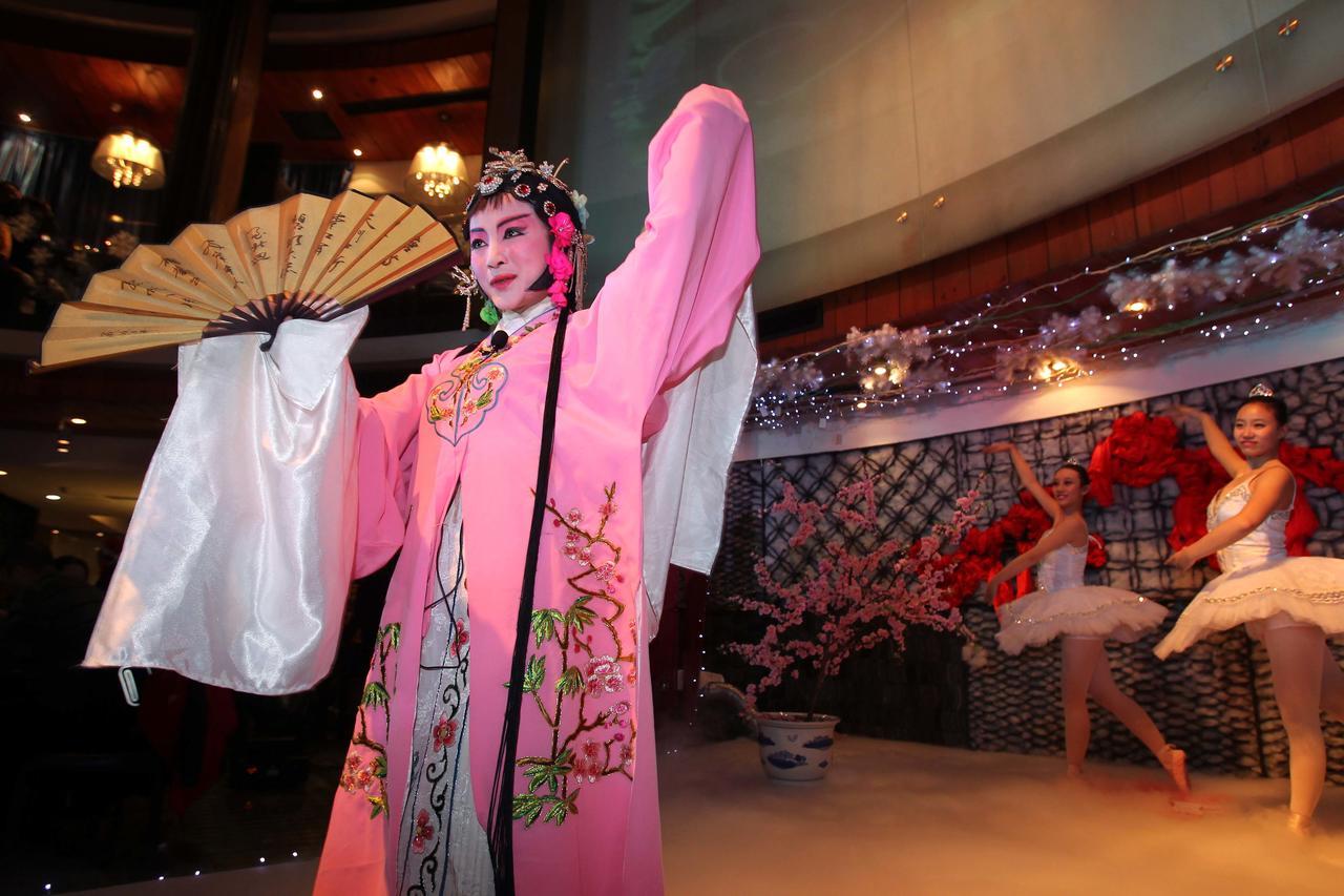 צ'ינגדאו China Community Culture & Art Hotel מראה חיצוני תמונה