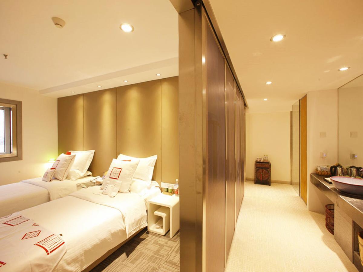 צ'ינגדאו China Community Culture & Art Hotel מראה חיצוני תמונה